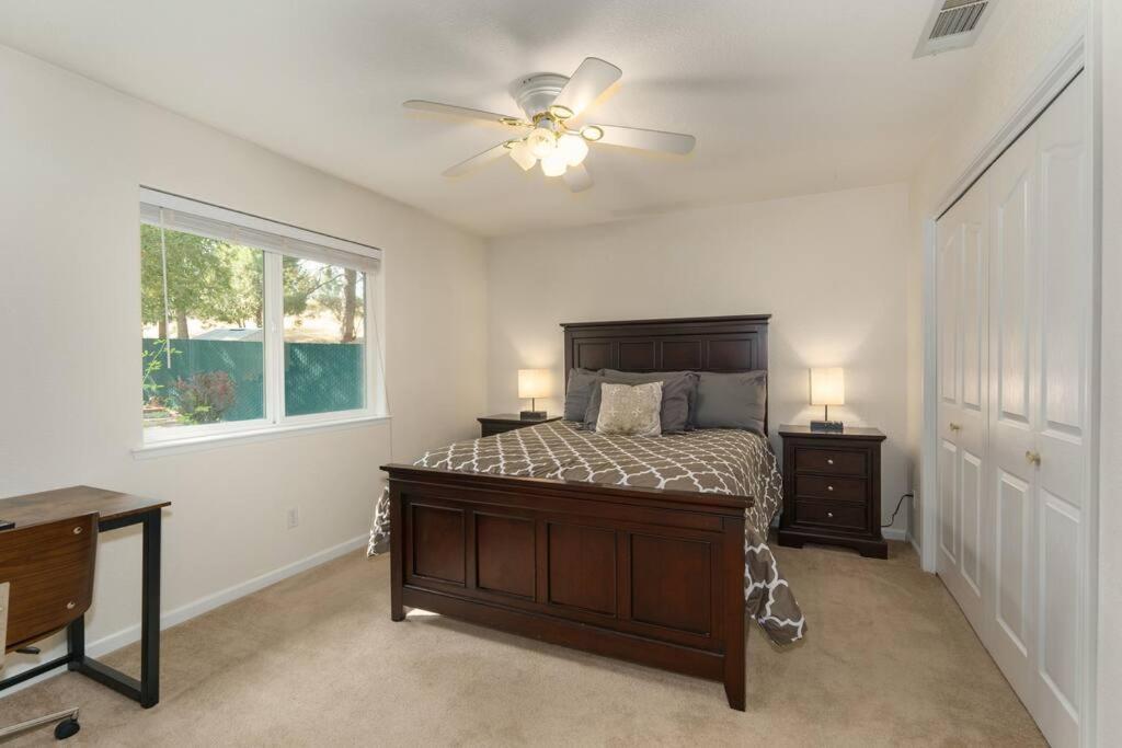 Acorn House - Charming House In Green Heaven With Pool Table With Lovely Backyard Oakhurst Exterior photo