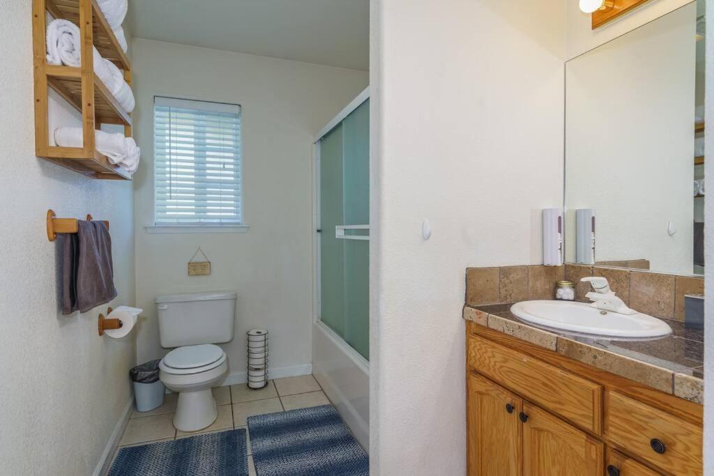 Acorn House - Charming House In Green Heaven With Pool Table With Lovely Backyard Oakhurst Exterior photo